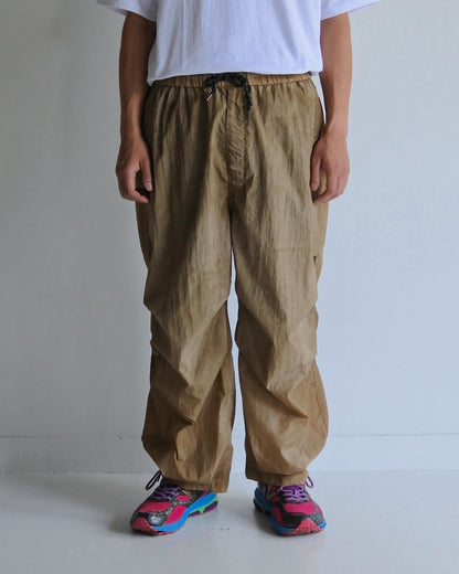 AN344 UTILITY NYLON TUCK EASY PANTS